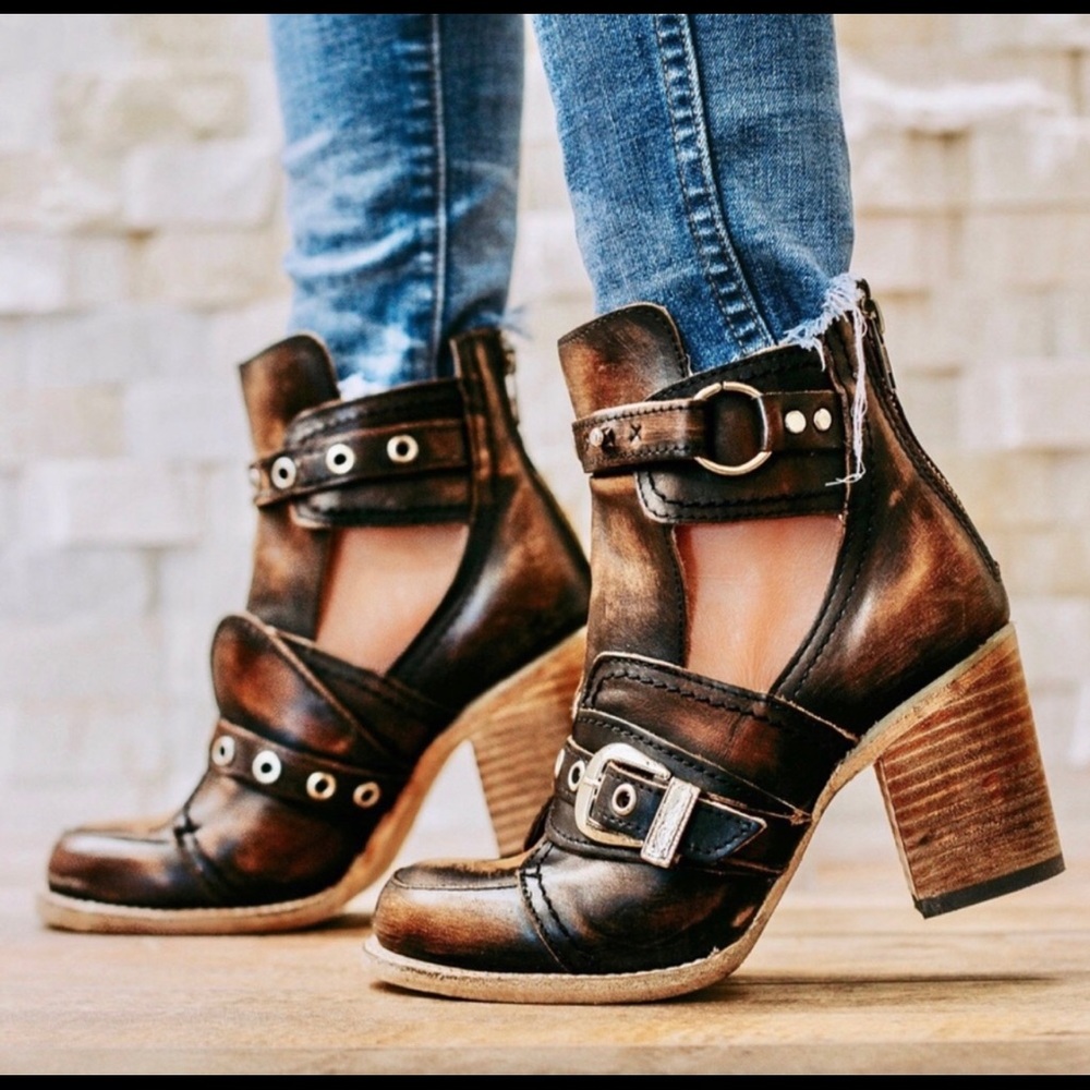 FREEBIRD Sonoma Ankle Bootie